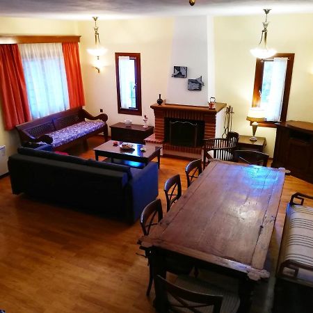Villa Ευορέων Pertoúlion Exteriér fotografie
